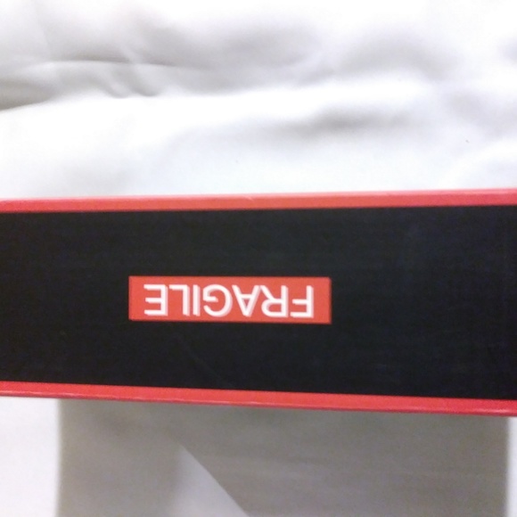 Amazing Home Crystal Candle holders - Picture 3 of 7